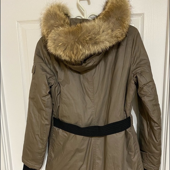 NWOT FUR Long Belted Parka With Fur Trim - Picture 2 of 12